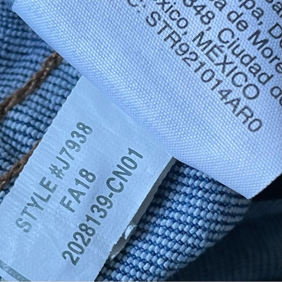 Madewell The High-Rise Slim Boyjean in Lita Wash: Step-Hem Edition 29929 - Picture 16 of 16